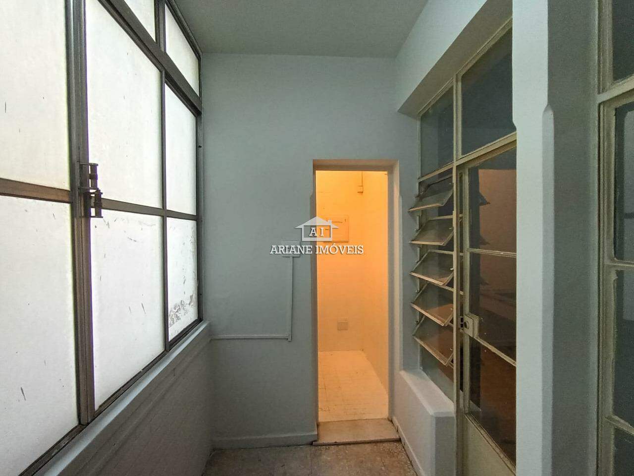 Apartamento para alugar com 1 quarto, 45m² - Foto 10