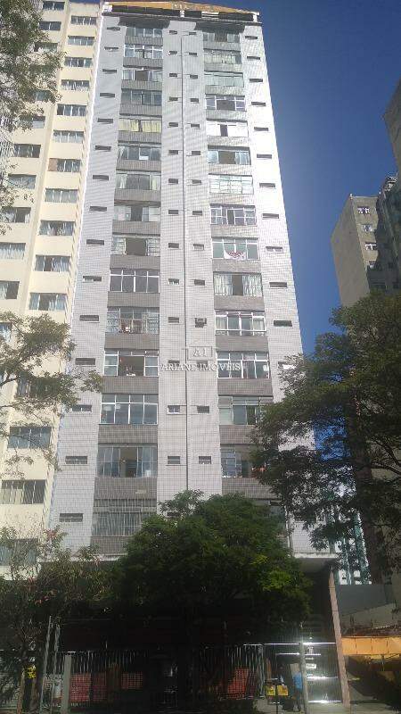 Apartamento para alugar com 1 quarto, 45m² - Foto 1