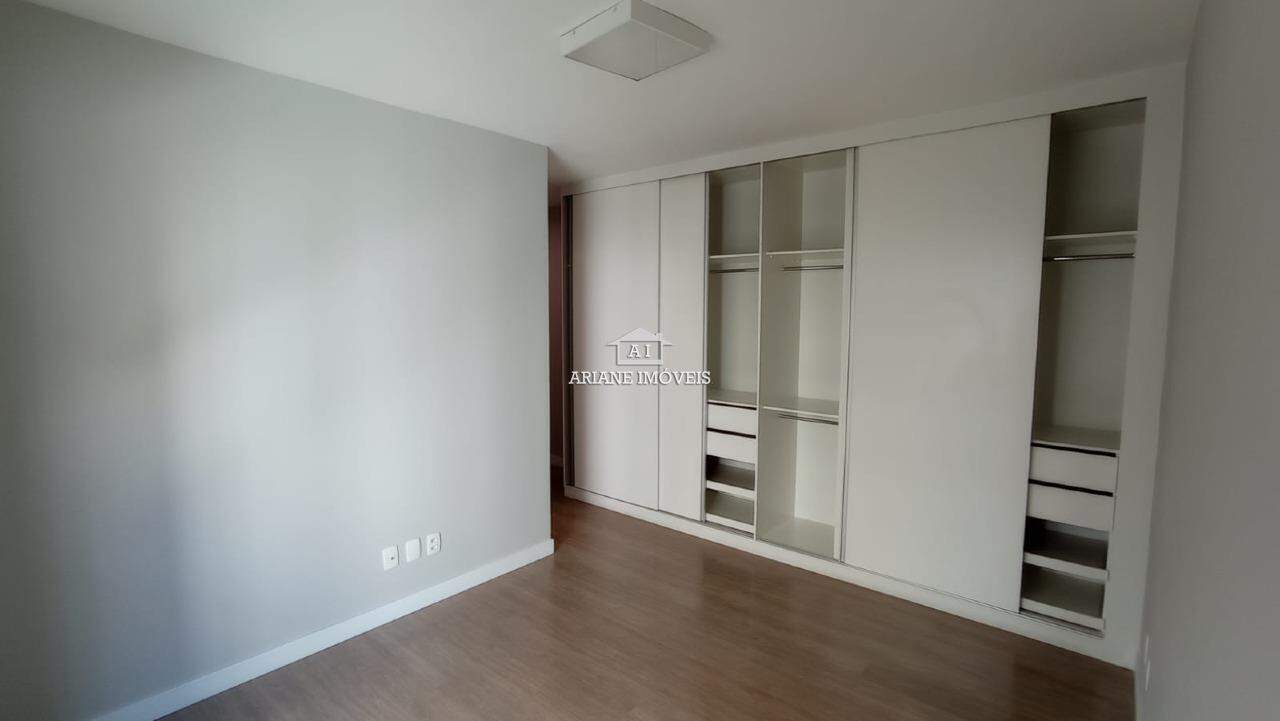 Apartamento para alugar com 2 quartos, 83m² - Foto 13