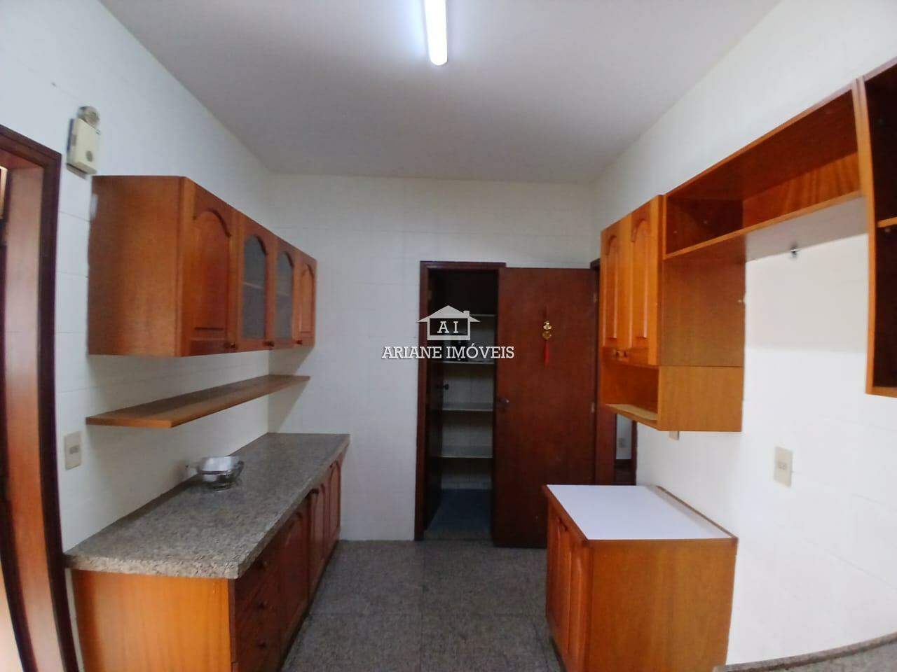 Apartamento para alugar com 4 quartos, 241m² - Foto 19