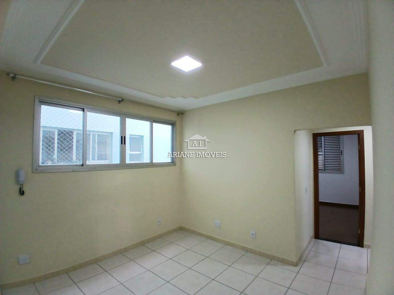 Apartamento para alugar com 3 quartos, 90m² - Foto 3