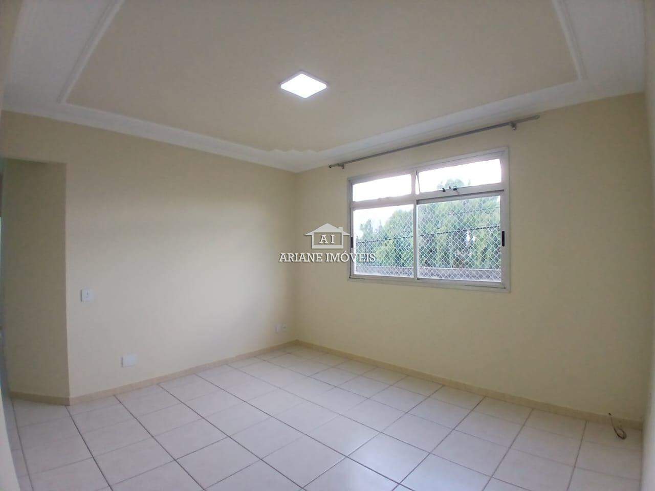 Apartamento para alugar com 3 quartos, 90m² - Foto 1