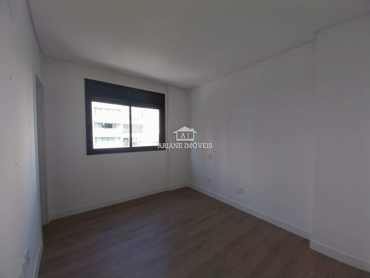 Apartamento à venda com 3 quartos, 106m² - Foto 9