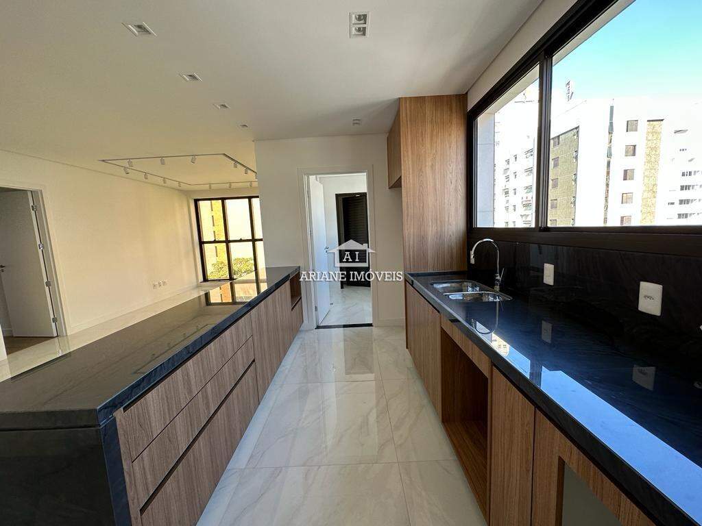 Apartamento à venda com 3 quartos, 106m² - Foto 6