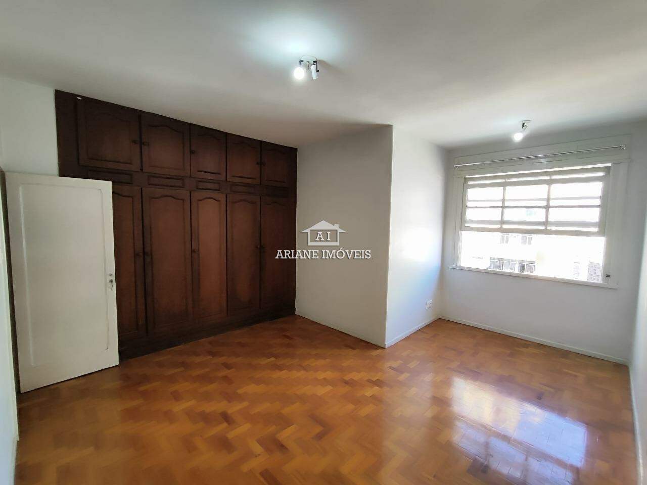 Apartamento à venda com 3 quartos, 126m² - Foto 12