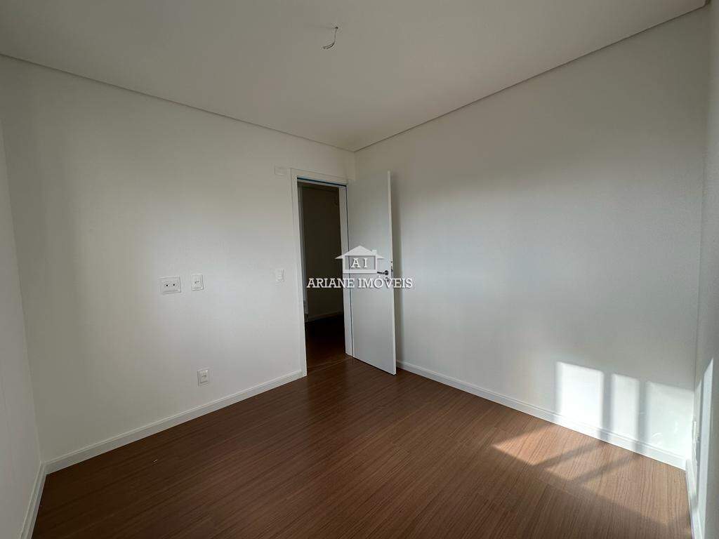 Apartamento à venda com 3 quartos, 85m² - Foto 17