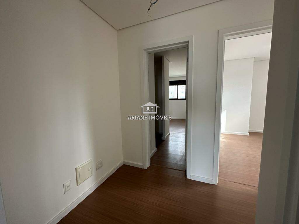 Apartamento à venda com 3 quartos, 85m² - Foto 10