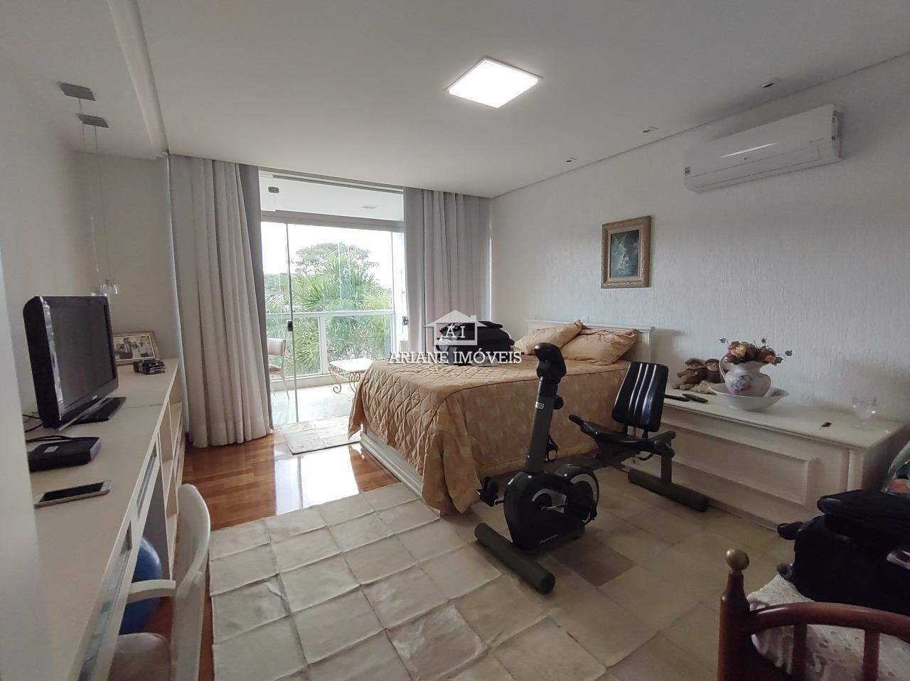 Casa à venda com 4 quartos, 560m² - Foto 10