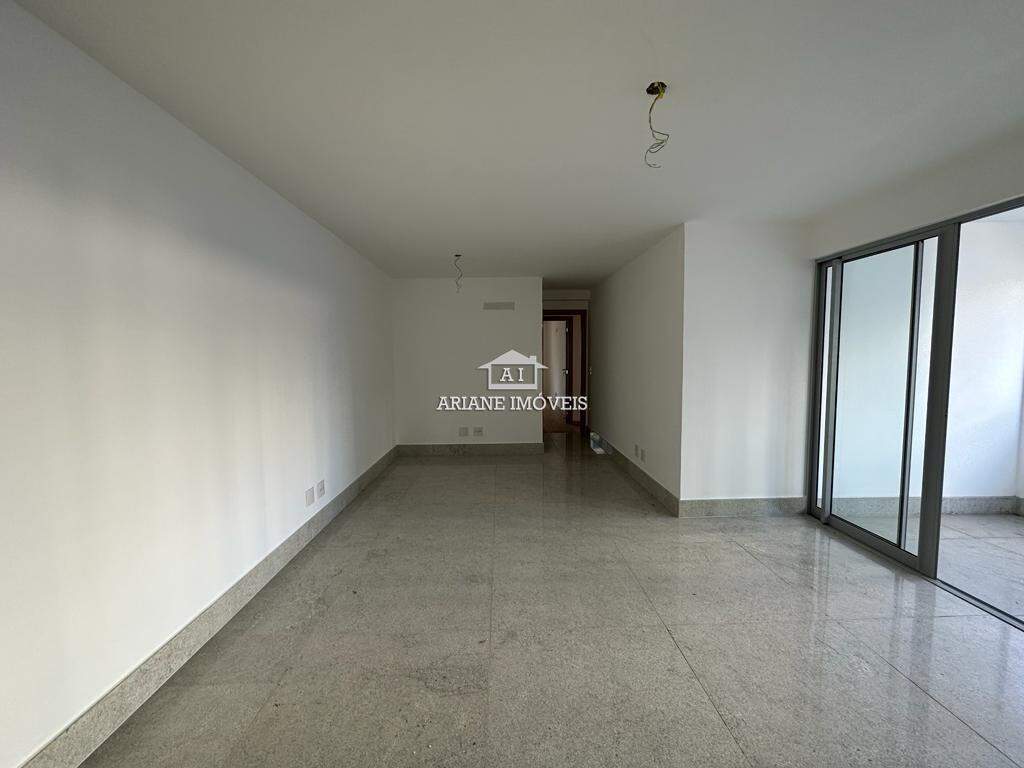 Apartamento à venda com 3 quartos, 105m² - Foto 2