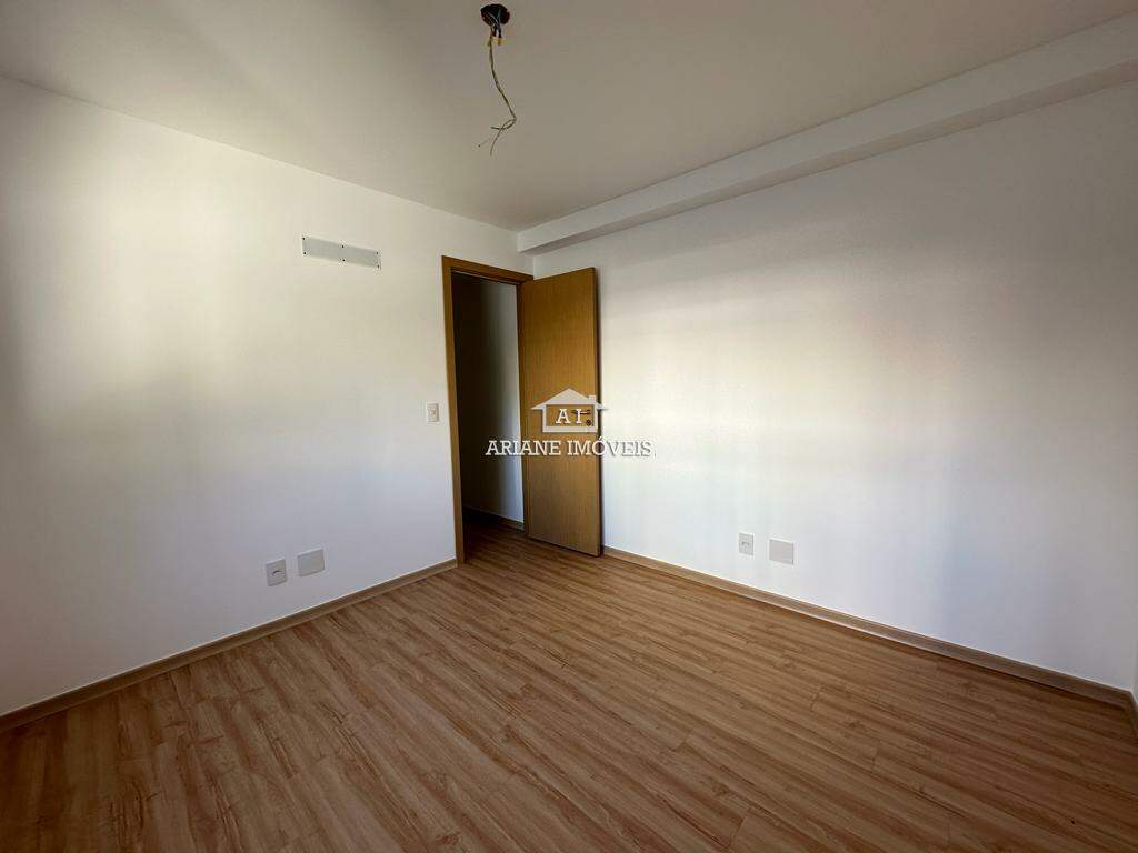 Apartamento à venda com 3 quartos, 105m² - Foto 17