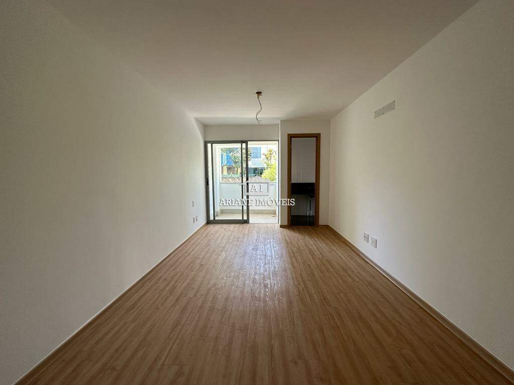 Apartamento à venda com 3 quartos, 105m² - Foto 8