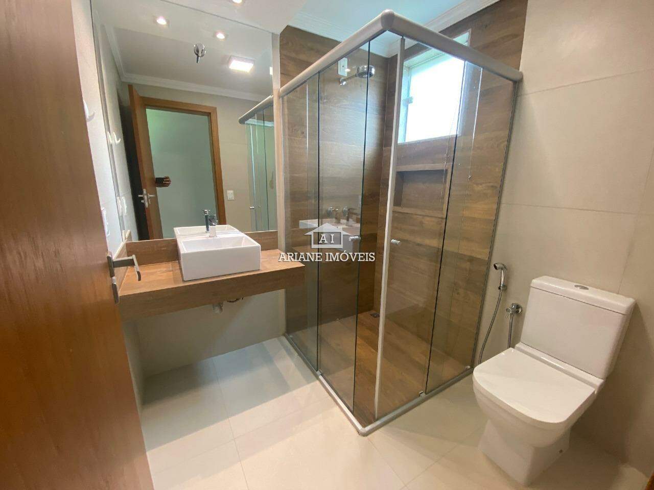 Casa de Condomínio à venda com 4 quartos, 330m² - Foto 13