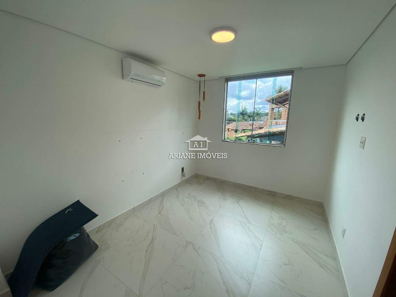 Casa de Condomínio à venda com 4 quartos, 330m² - Foto 20