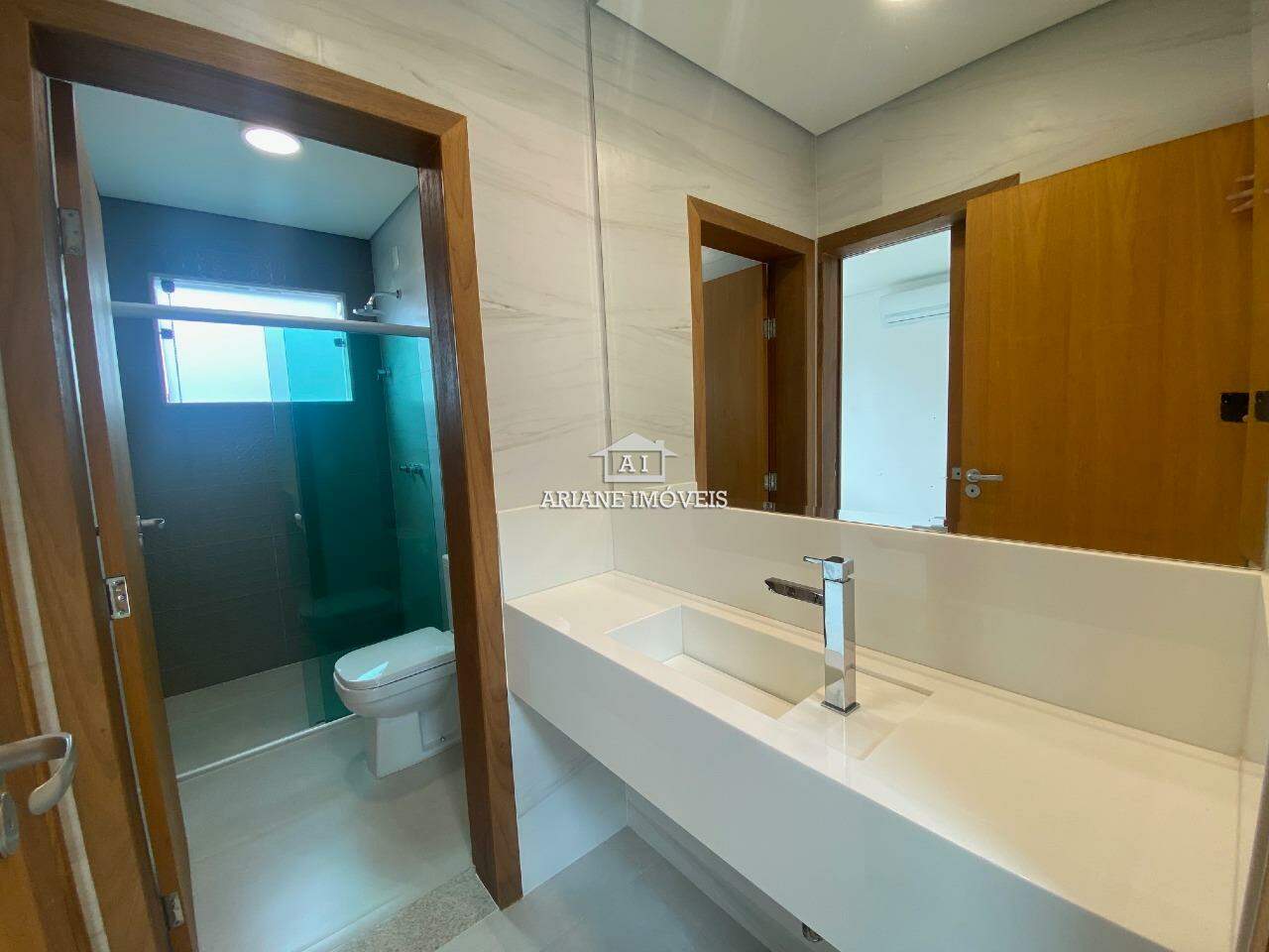 Casa de Condomínio à venda com 4 quartos, 330m² - Foto 18