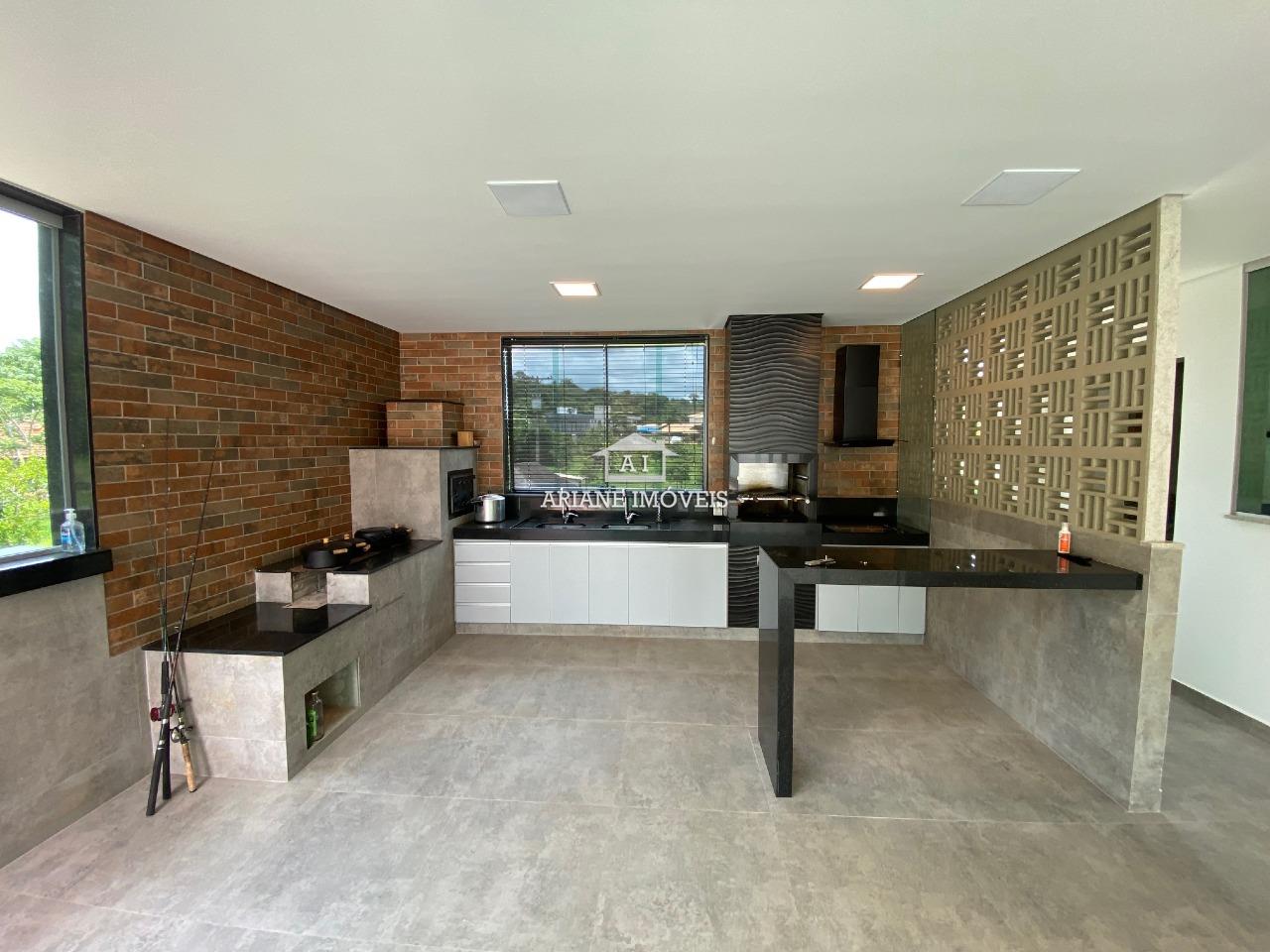 Casa de Condomínio à venda com 4 quartos, 330m² - Foto 3