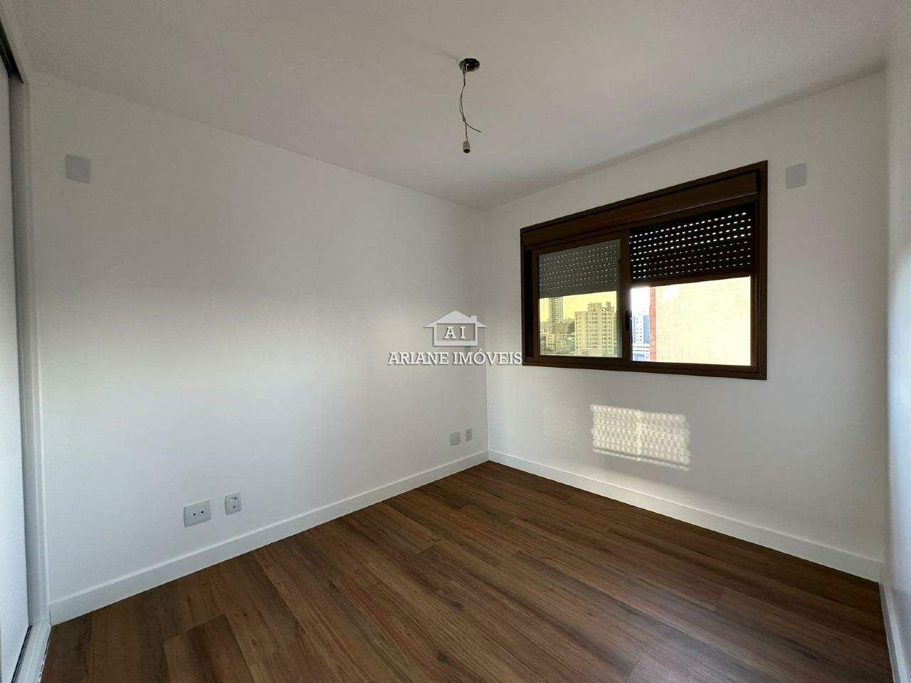 Apartamento à venda com 3 quartos, 87m² - Foto 5