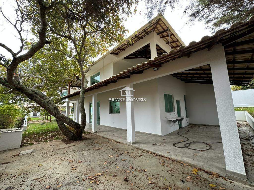 Casa de Condomínio à venda com 4 quartos, 400m² - Foto 2