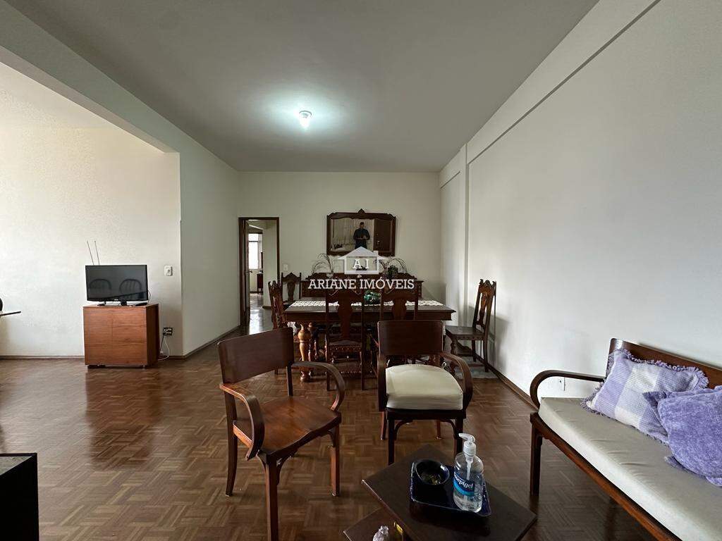 Apartamento à venda com 3 quartos, 129m² - Foto 9