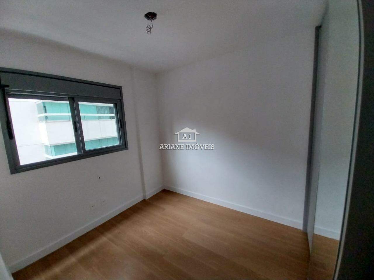 Apartamento à venda com 3 quartos, 84m² - Foto 20