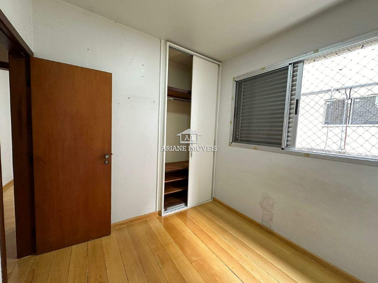 Apartamento à venda com 3 quartos, 90m² - Foto 6