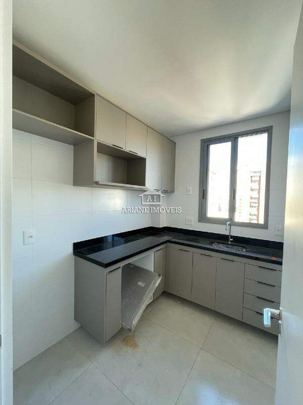 Apartamento à venda com 3 quartos, 87m² - Foto 15