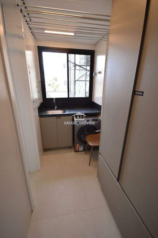 Apartamento à venda com 3 quartos, 137m² - Foto 9