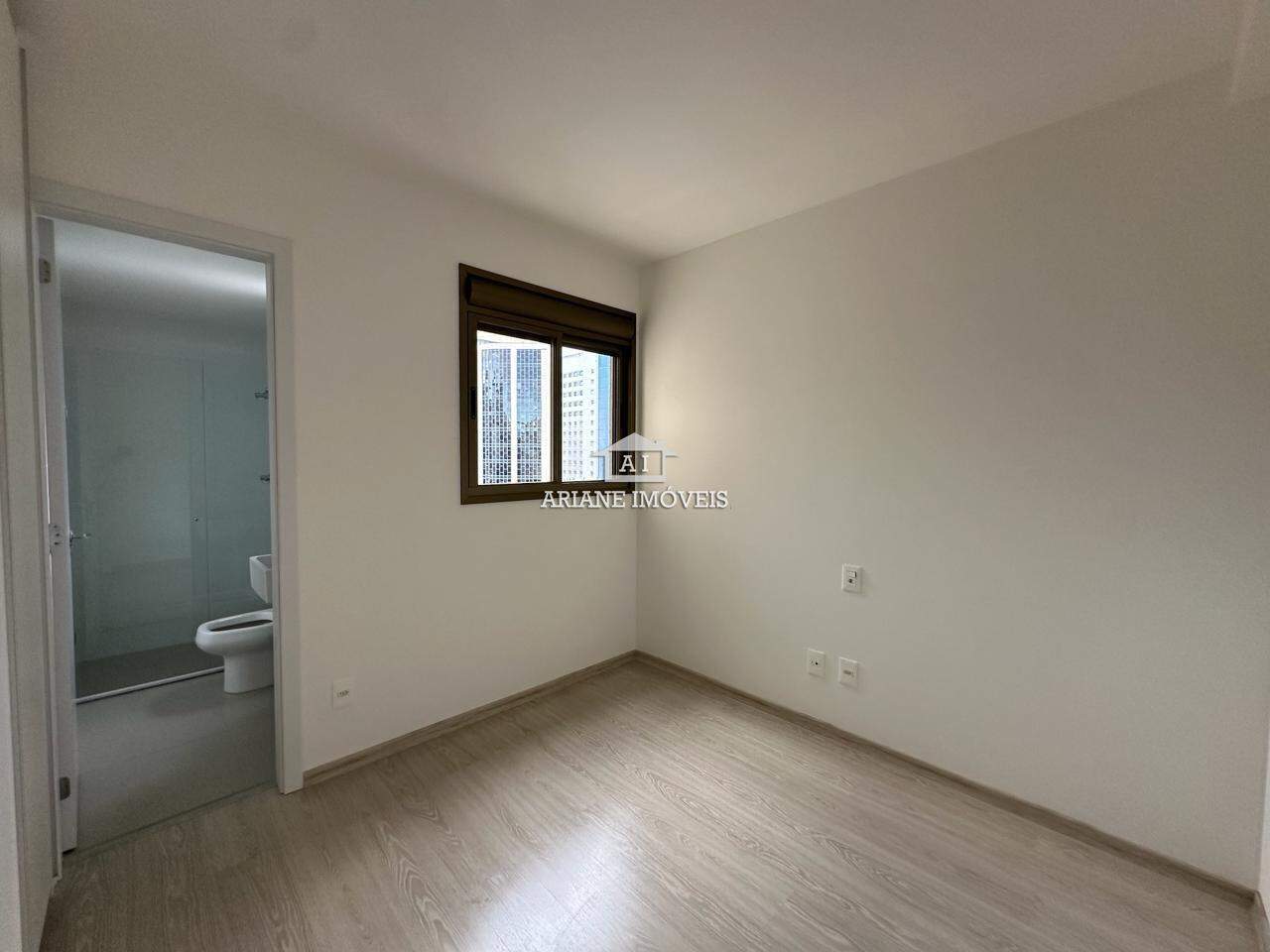 Apartamento à venda com 4 quartos, 133m² - Foto 14