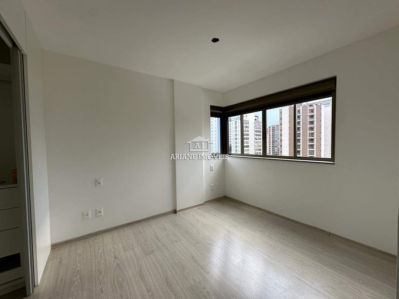 Apartamento à venda com 4 quartos, 133m² - Foto 16