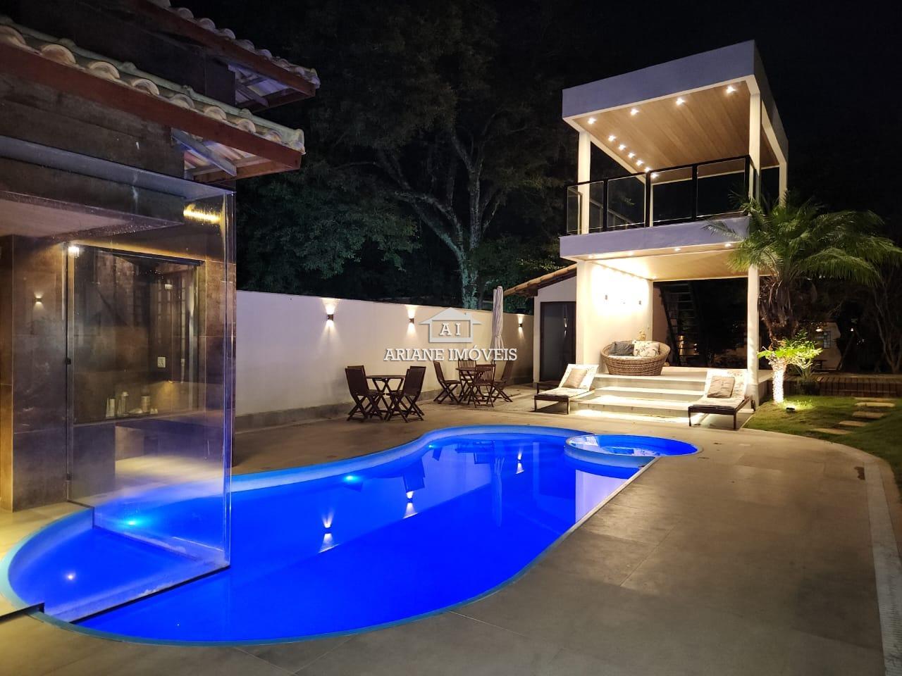 Casa de Condomínio à venda com 4 quartos, 333m² - Foto 1