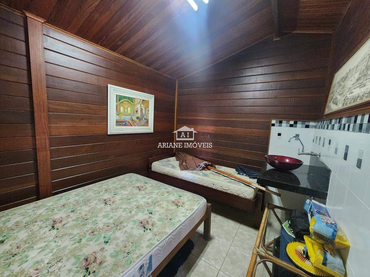 Casa de Condomínio à venda com 5 quartos, 240m² - Foto 13