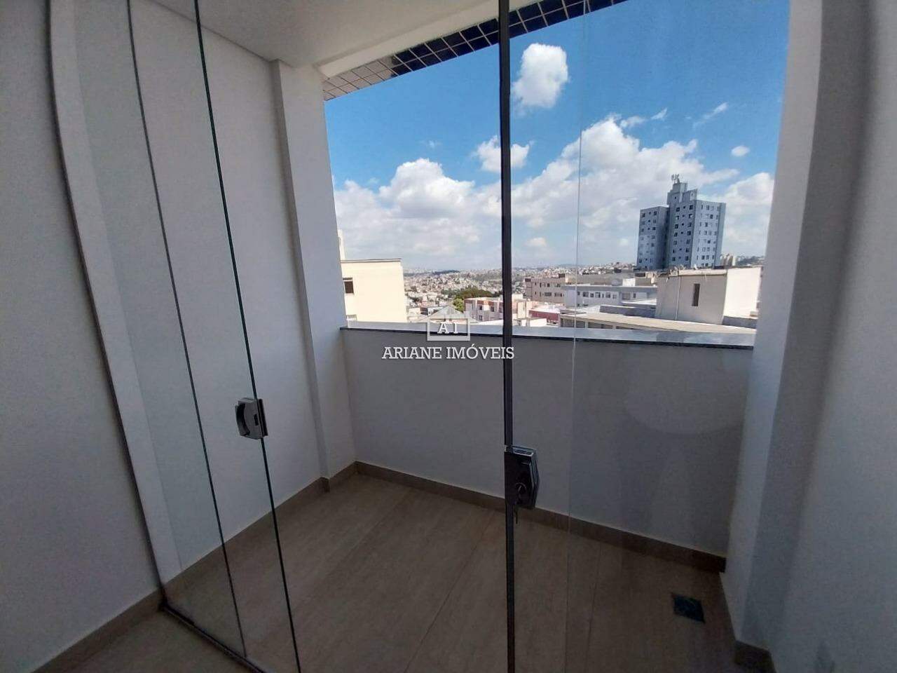 Cobertura à venda com 3 quartos, 160m² - Foto 4