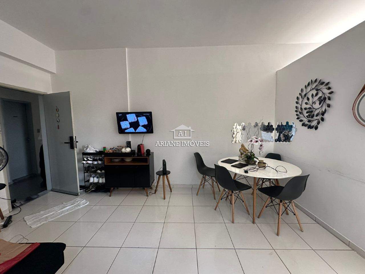 Apartamento à venda com 2 quartos, 55m² - Foto 3