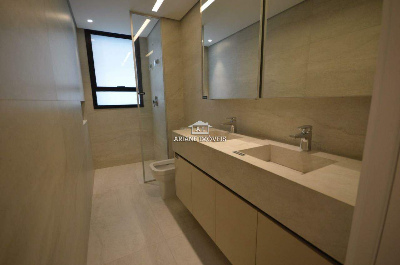 Apartamento à venda com 3 quartos, 137m² - Foto 13