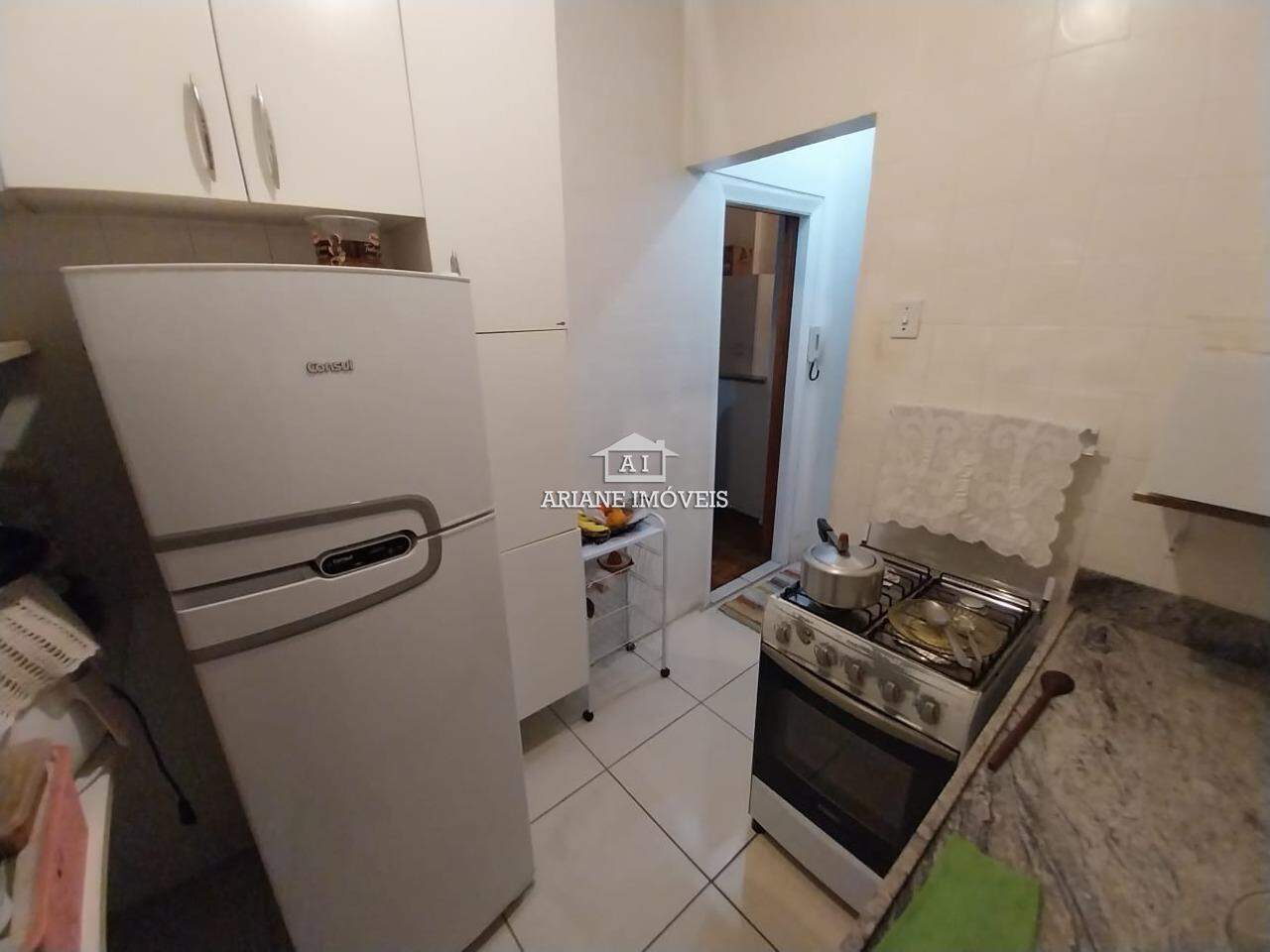 Apartamento à venda com 3 quartos, 90m² - Foto 8