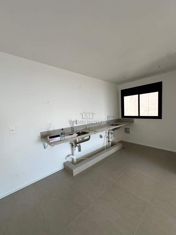 Apartamento para alugar com 2 quartos, 76m² - Foto 10