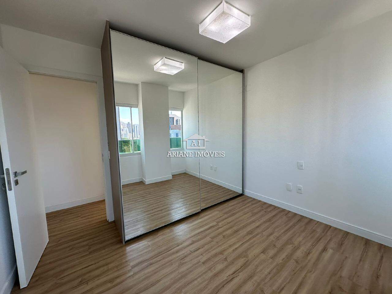 Apartamento para alugar com 2 quartos, 72m² - Foto 6