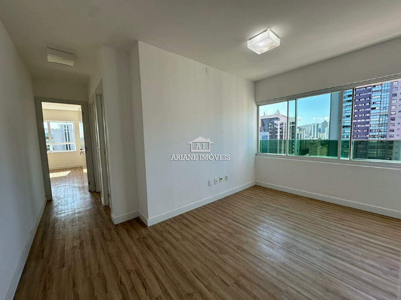 Apartamento para alugar com 2 quartos, 72m² - Foto 5