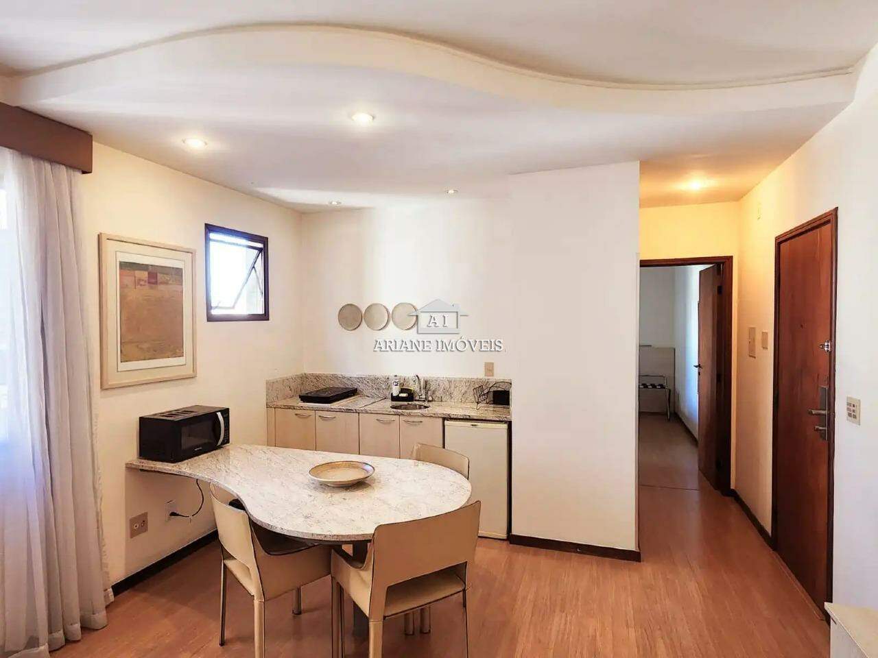 Apartamento à venda com 1 quarto, 45m² - Foto 4