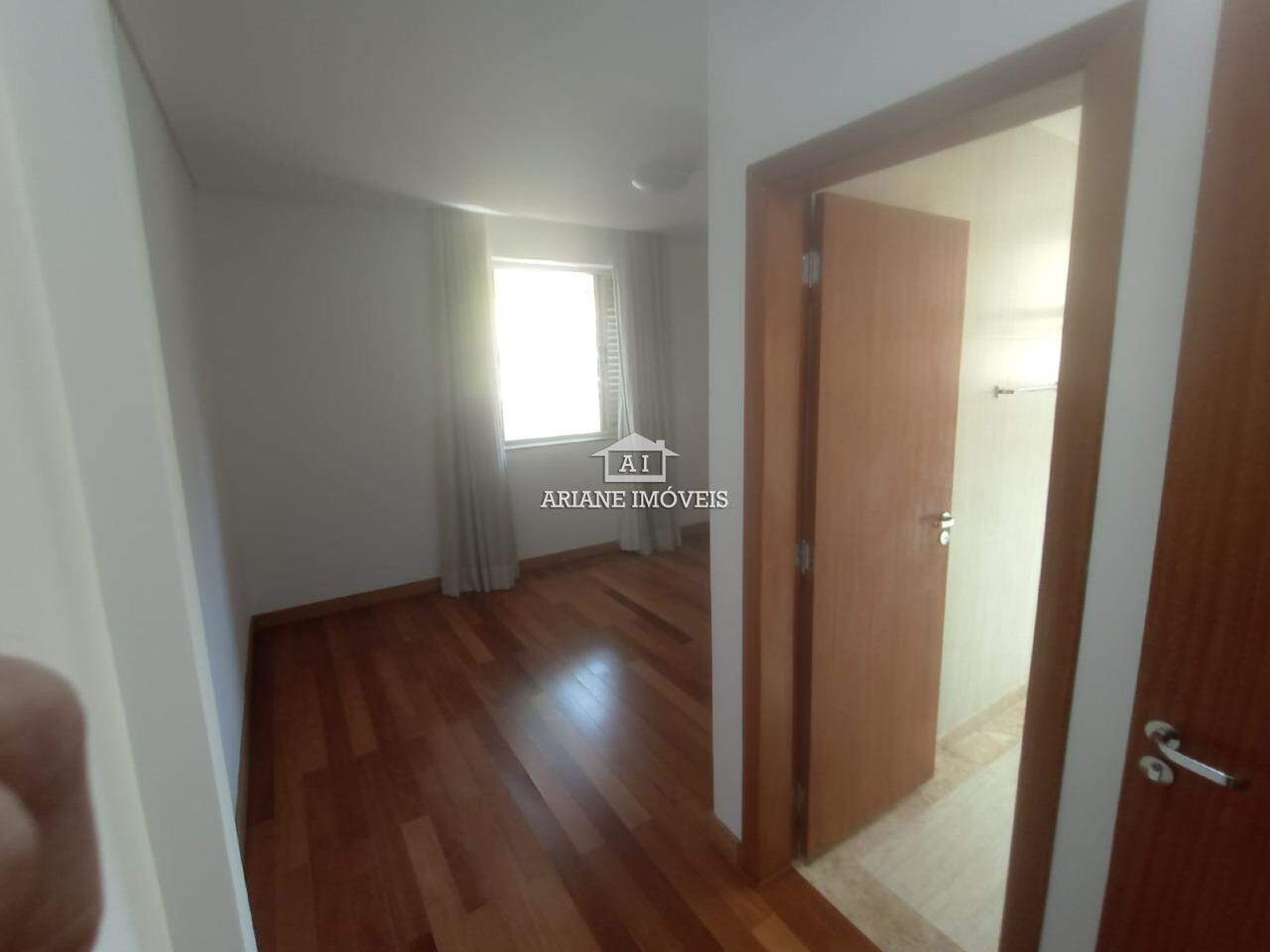 Apartamento à venda com 3 quartos, 165m² - Foto 10