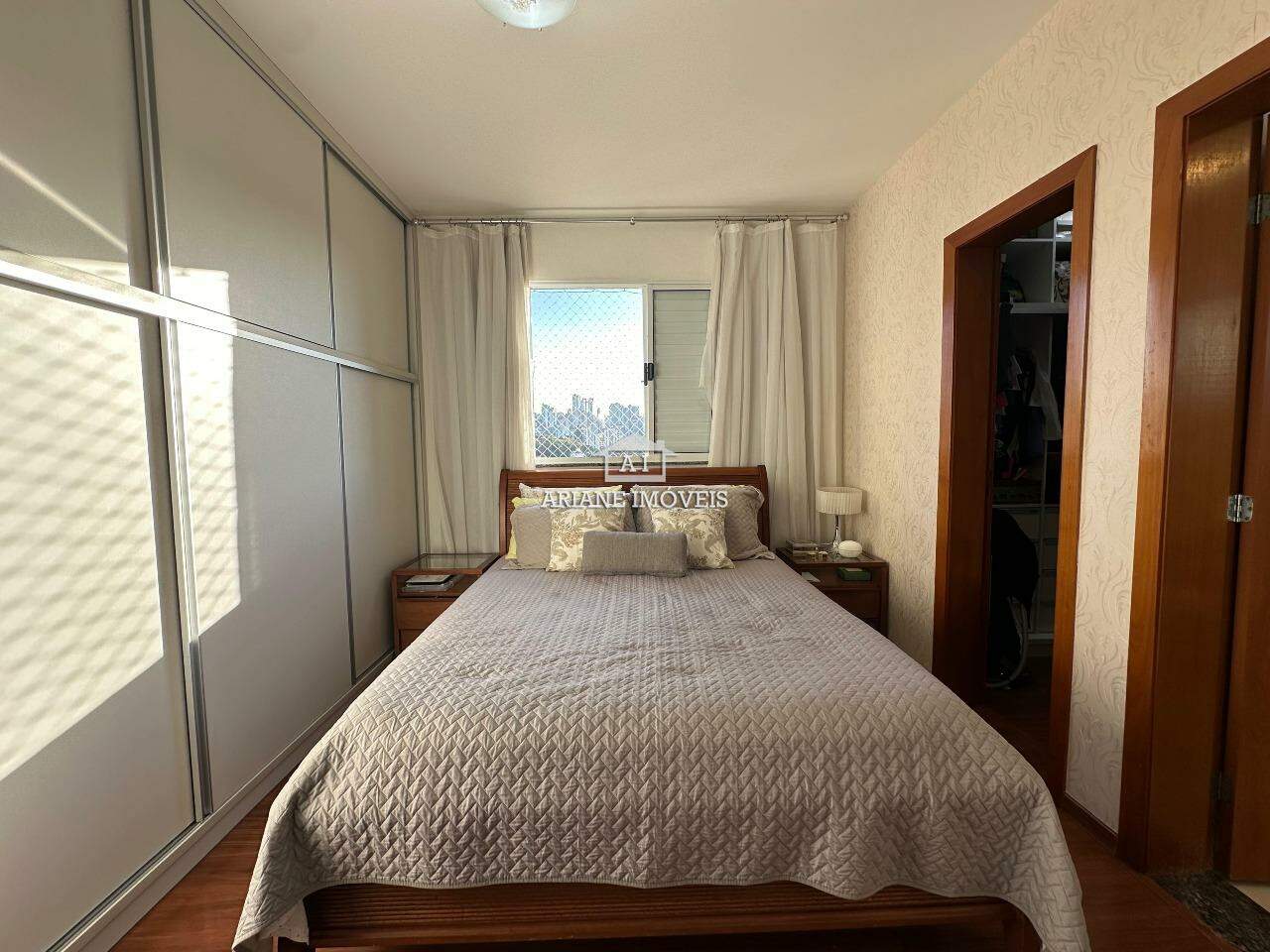 Apartamento à venda com 4 quartos, 157m² - Foto 12