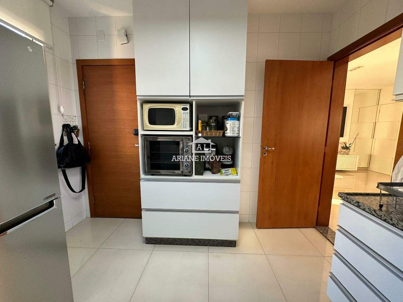 Apartamento à venda com 4 quartos, 157m² - Foto 9