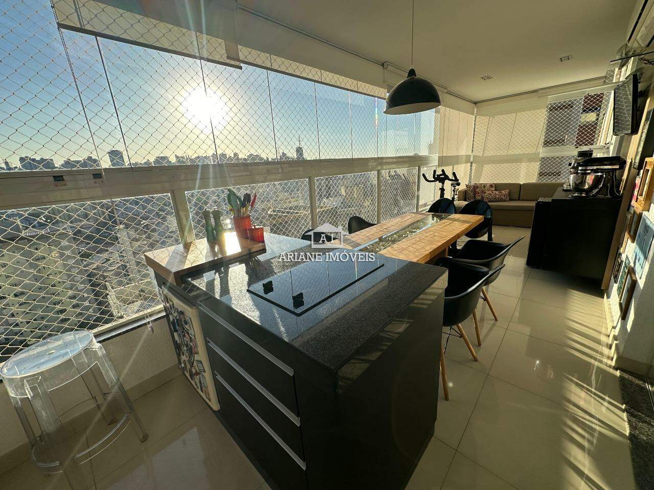 Apartamento à venda com 4 quartos, 157m² - Foto 2