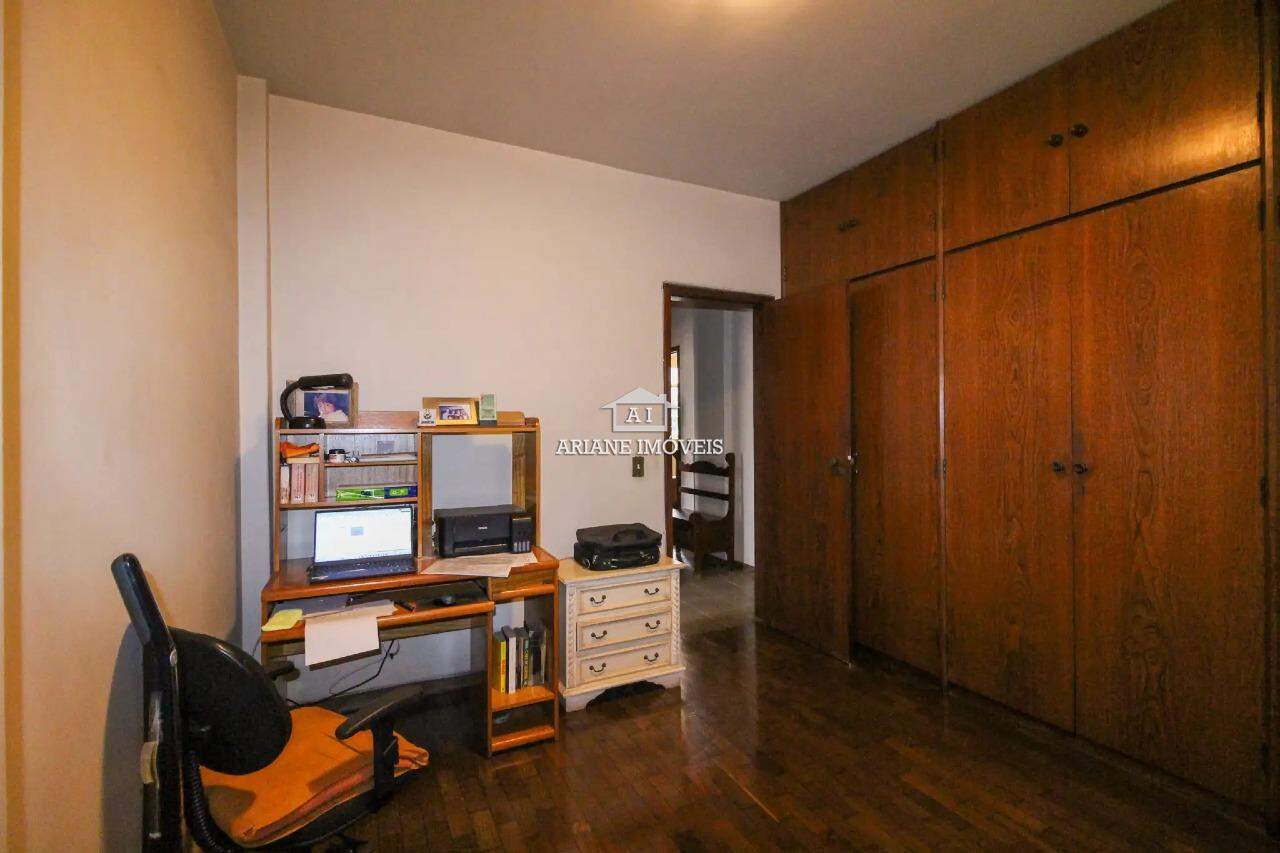 Apartamento à venda com 5 quartos, 205m² - Foto 24