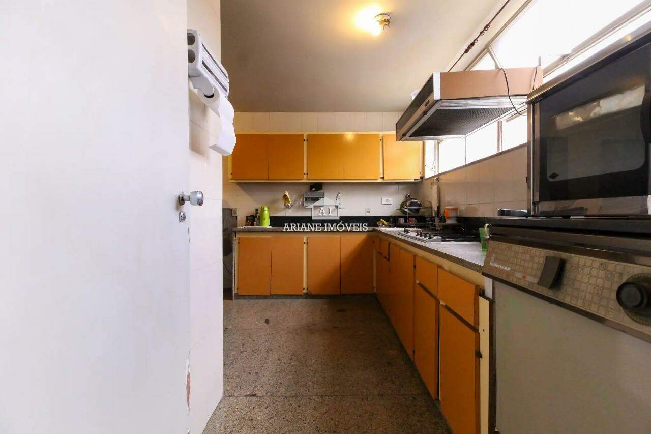 Apartamento à venda com 5 quartos, 205m² - Foto 14