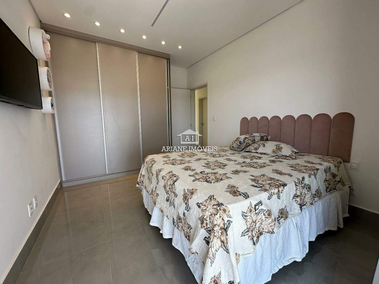 Casa de Condomínio à venda com 3 quartos, 260m² - Foto 22