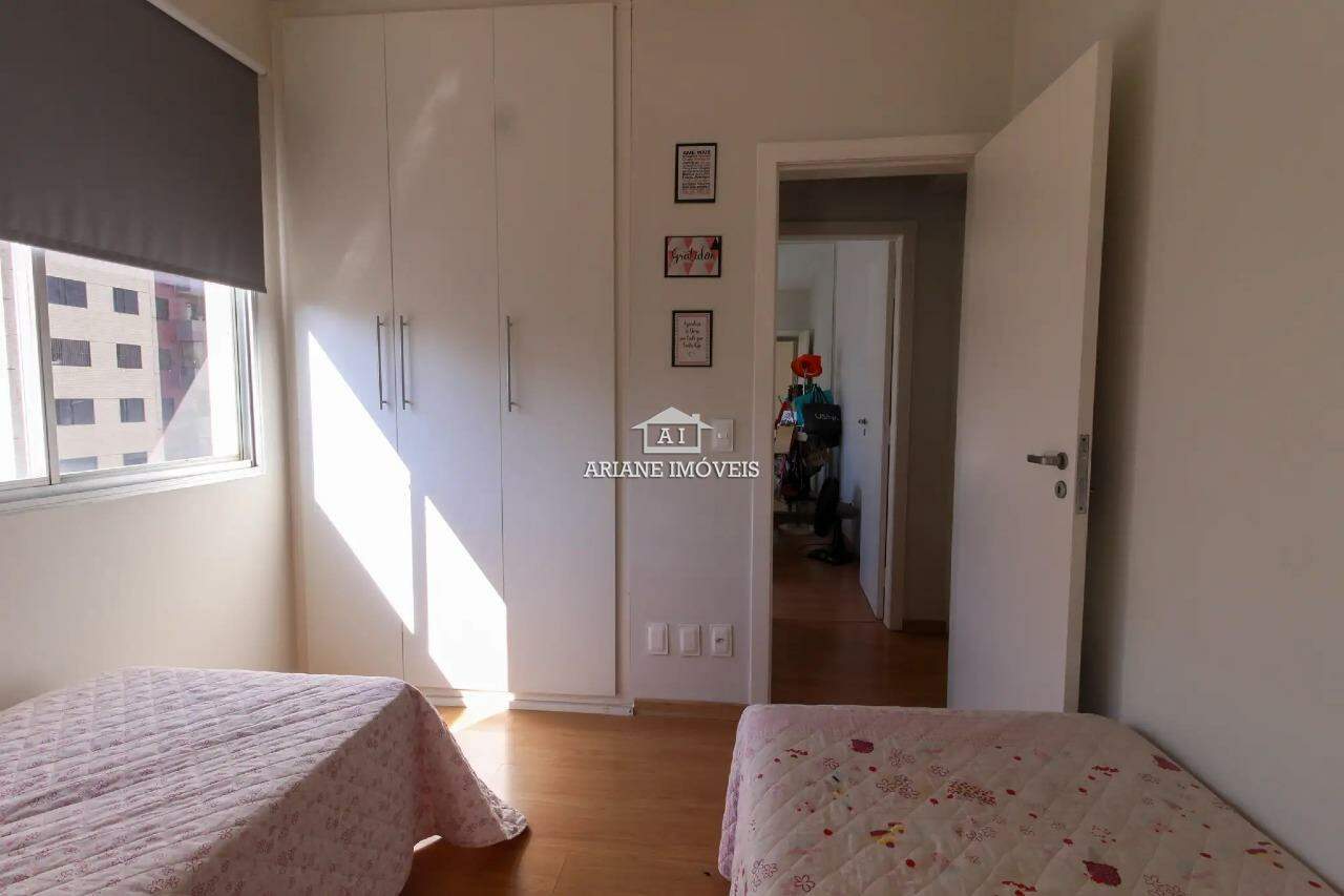 Apartamento à venda com 3 quartos, 90m² - Foto 7