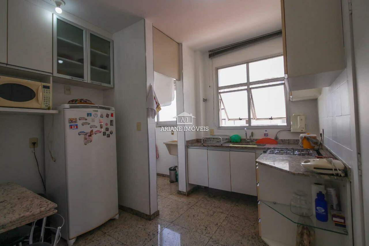 Apartamento à venda com 3 quartos, 90m² - Foto 13