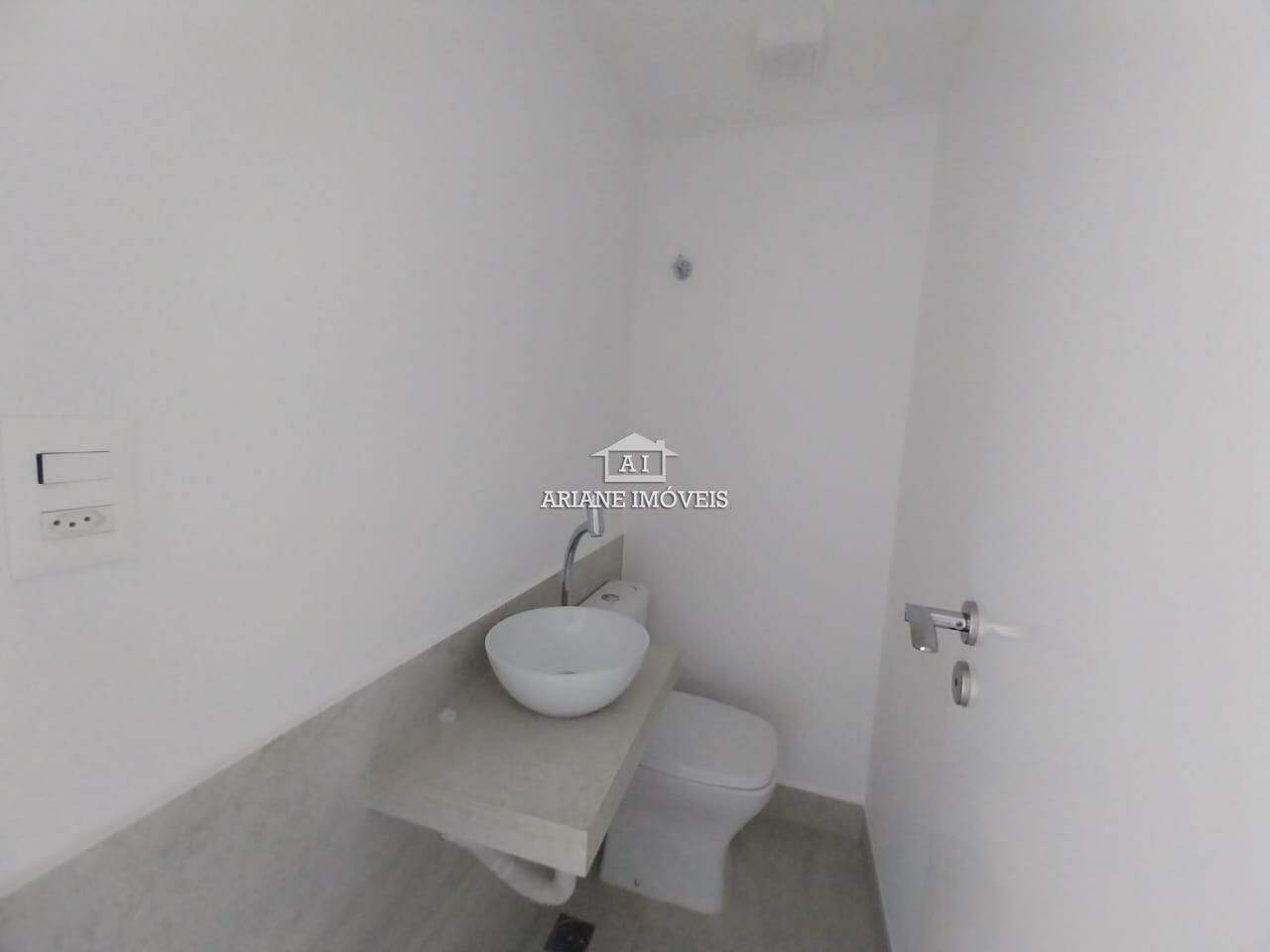 Apartamento à venda com 2 quartos, 67m² - Foto 15