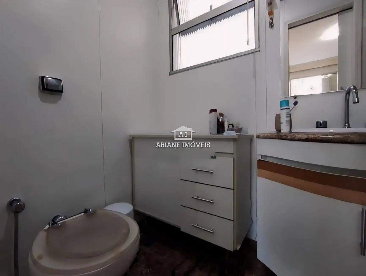 Apartamento à venda com 4 quartos, 140m² - Foto 17