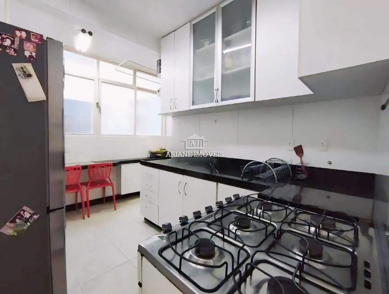 Apartamento à venda com 4 quartos, 140m² - Foto 15